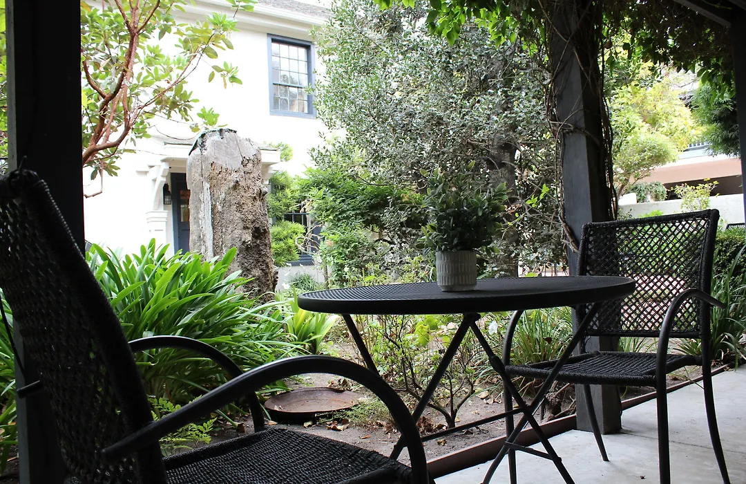 Merritt House Hotel-1